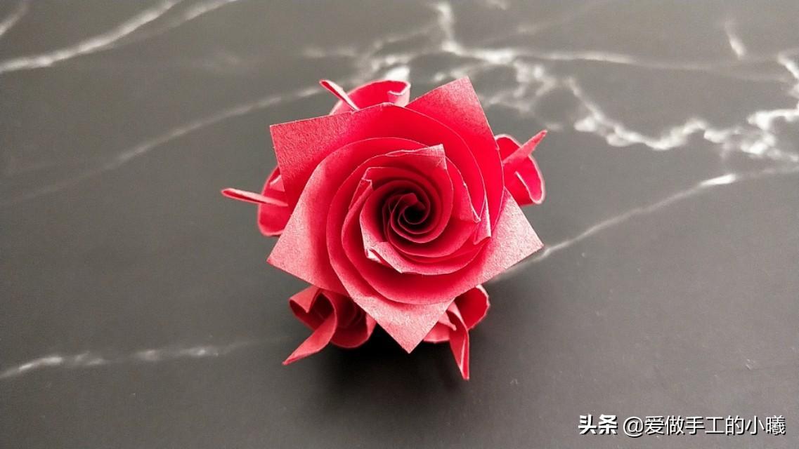 玫瑰花怎么折简单又漂亮？玫瑰花的折纸教程图解