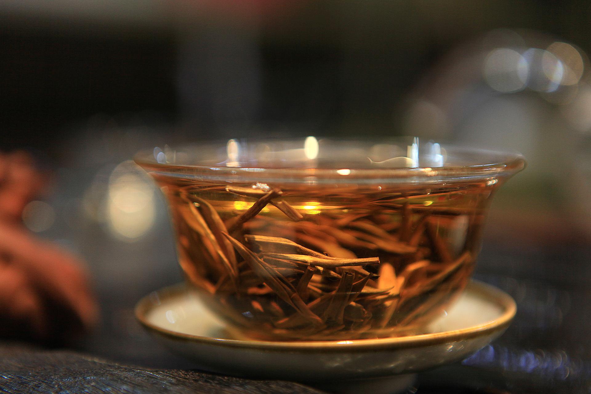 云南滇红茶属于什么档次的茶，云南滇红茶有什么特点