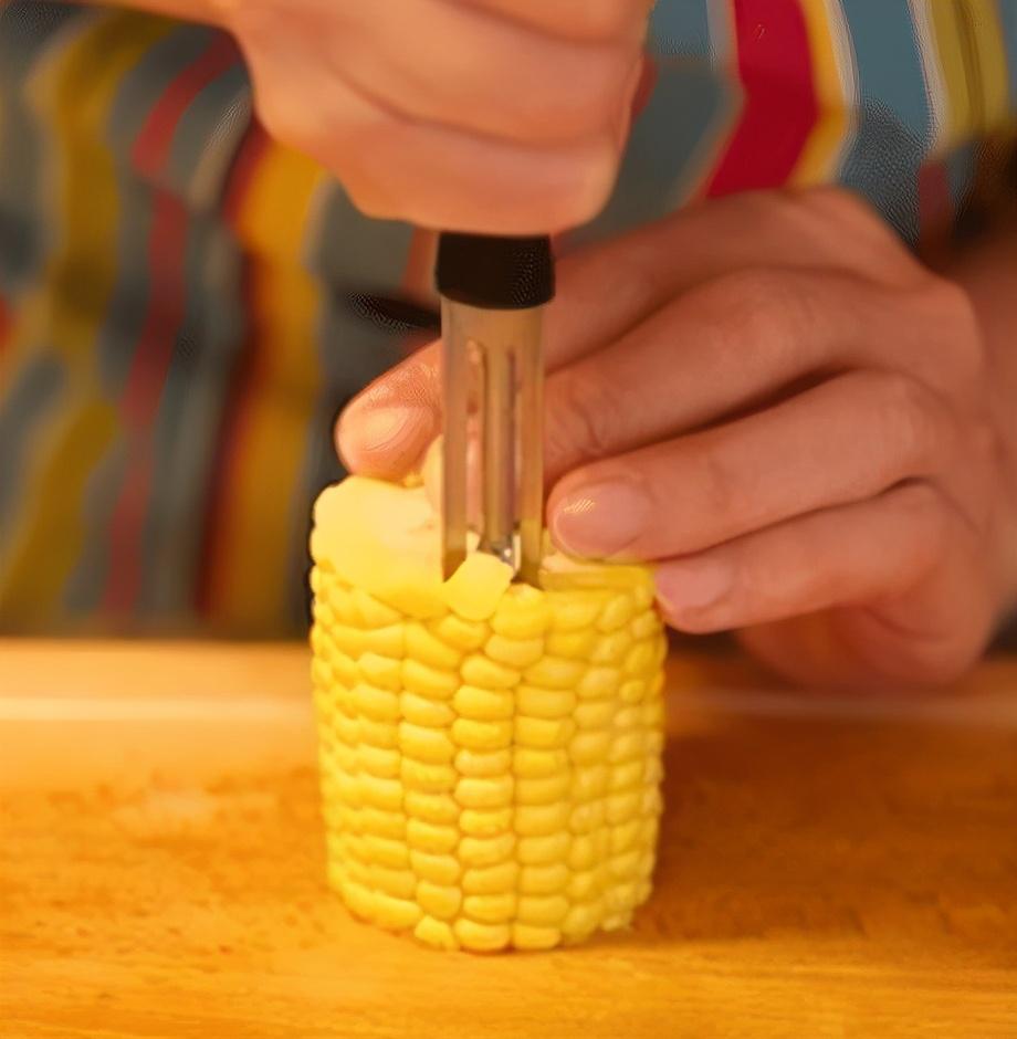 生玉米怎么剥粒最快，剥生玉米粒最简单的方法