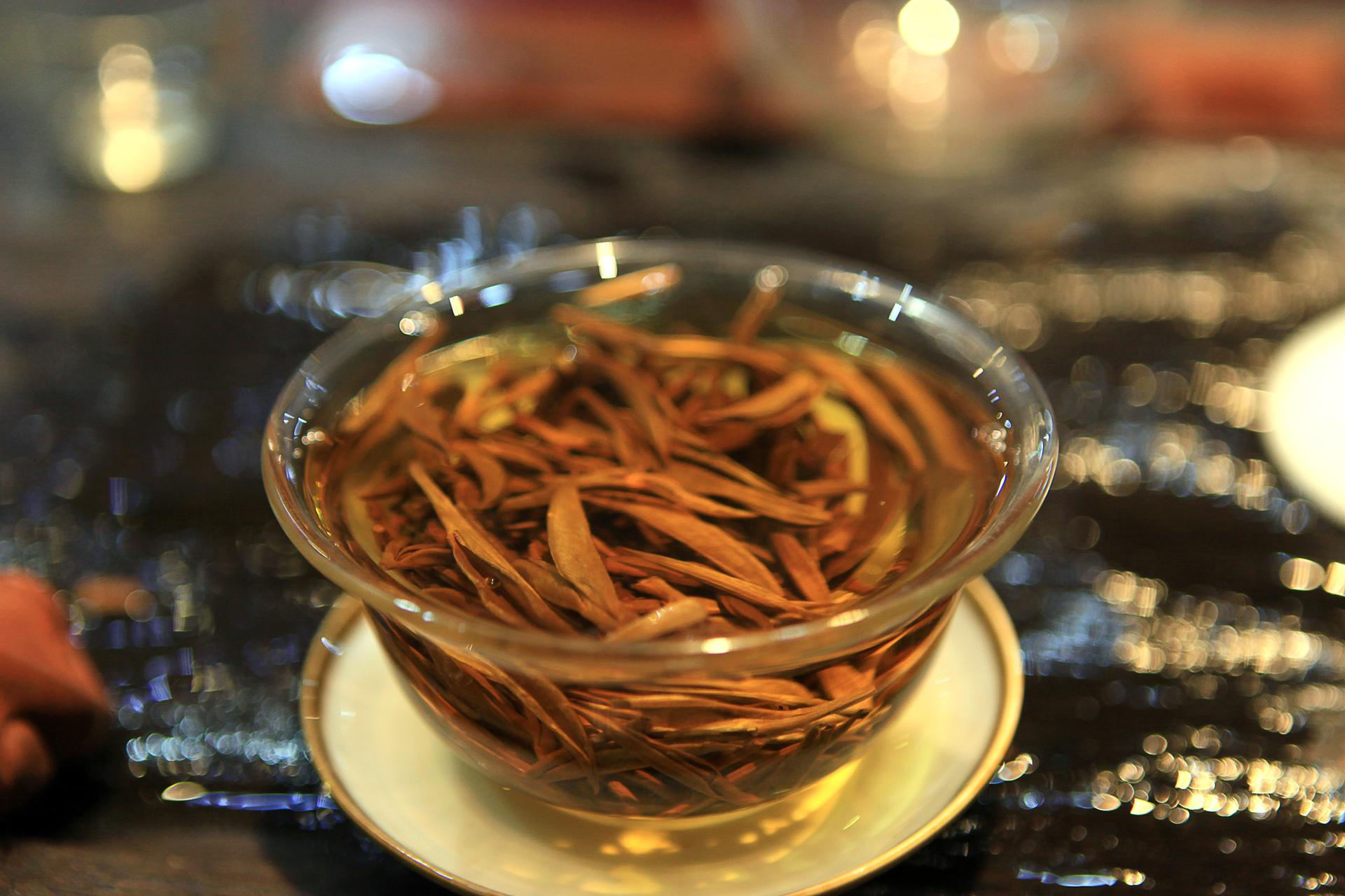 云南滇红茶属于什么档次的茶，云南滇红茶有什么特点