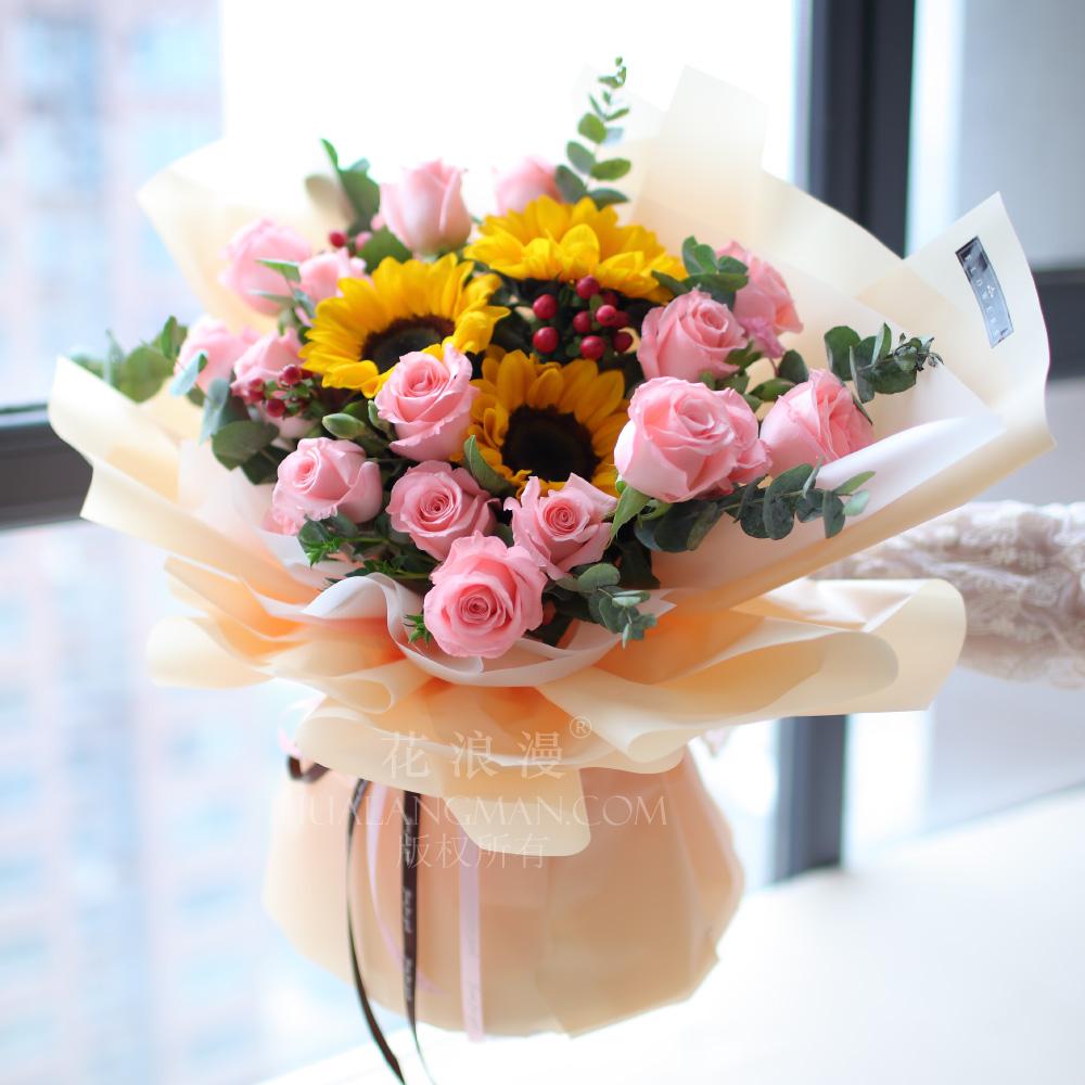 送给母亲的鲜花是什么花，闭合适合送给妈妈的花有哪些