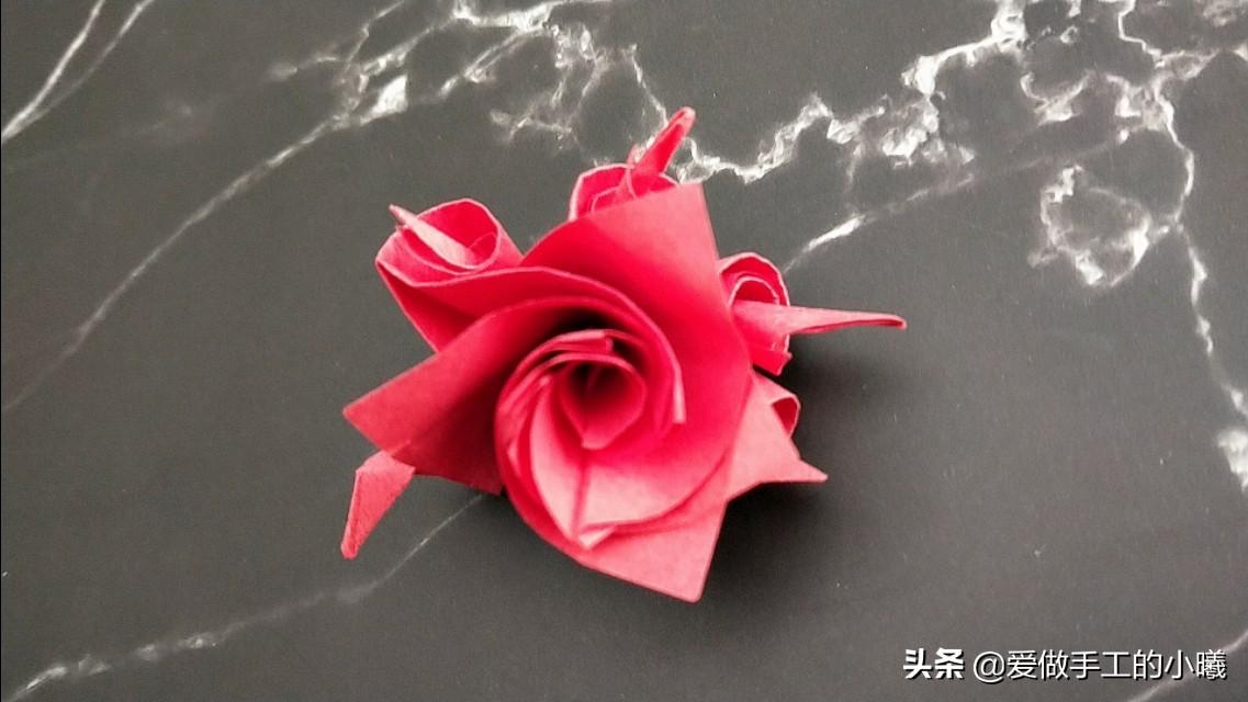 玫瑰花怎么折简单又漂亮？玫瑰花的折纸教程图解